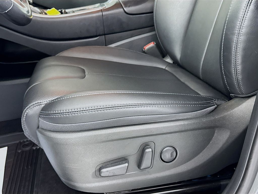 Used Car 2023 Hyundai Santa Fe  Xrt For Sale Under $25,000 In Austin, Texas