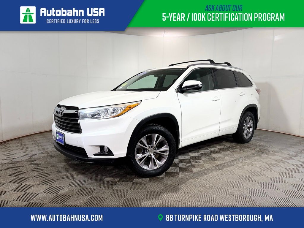 White (Blizzard Pearl) 2015 Toyota Highlander XLE SUV / Crossover Front-Wheel Drive 6-Speed Automatic Overdrive