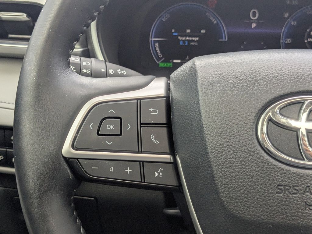 2023 Toyota Highlander Hybrid Platinum