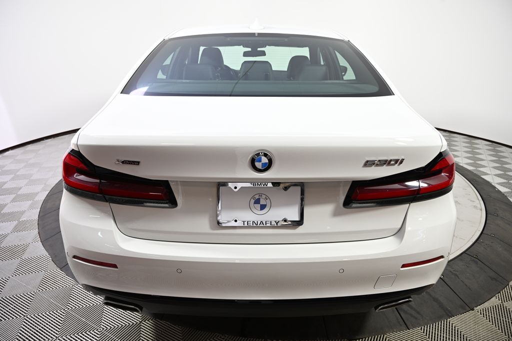 2022 BMW 5 Series 530i xDrive 4