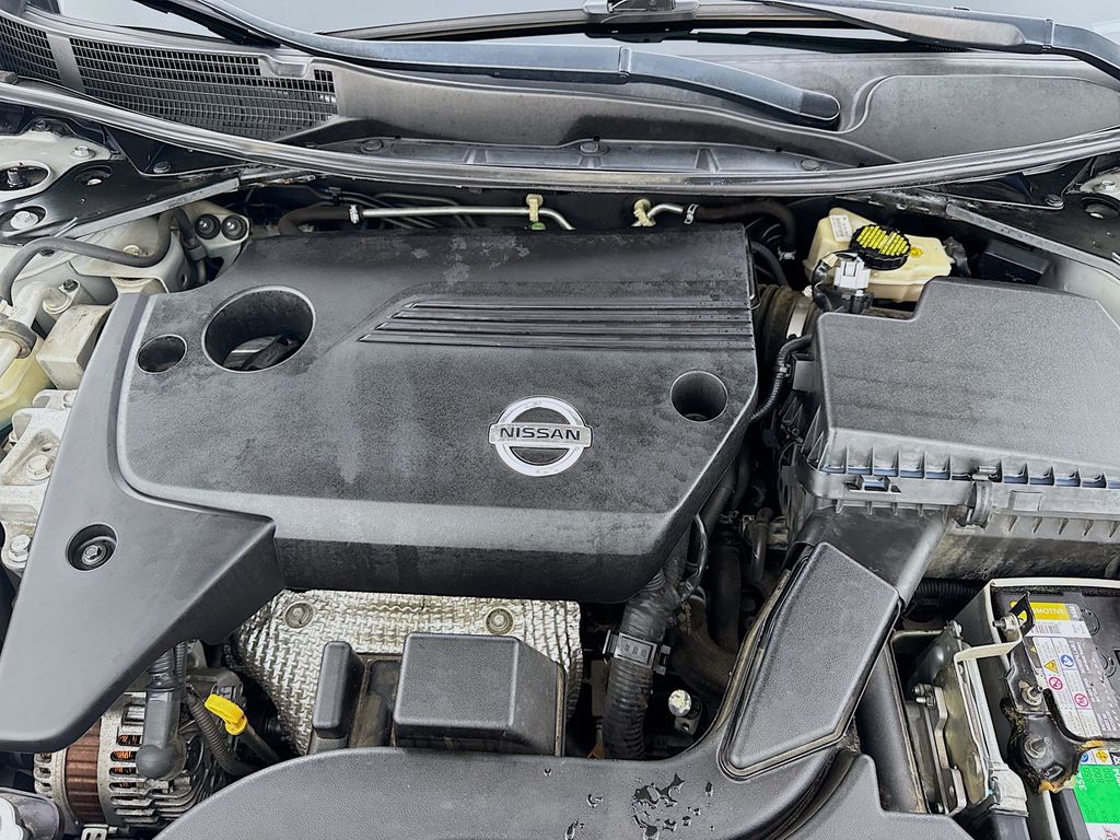 Used Car 2015 Nissan Altima  2.5 Sv For Sale Under $12,000 In Austin, Texas