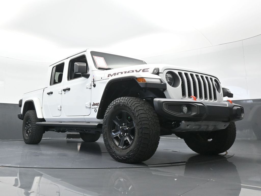 Used 2022 Bright White Clearcoat Jeep Mojave image 70
