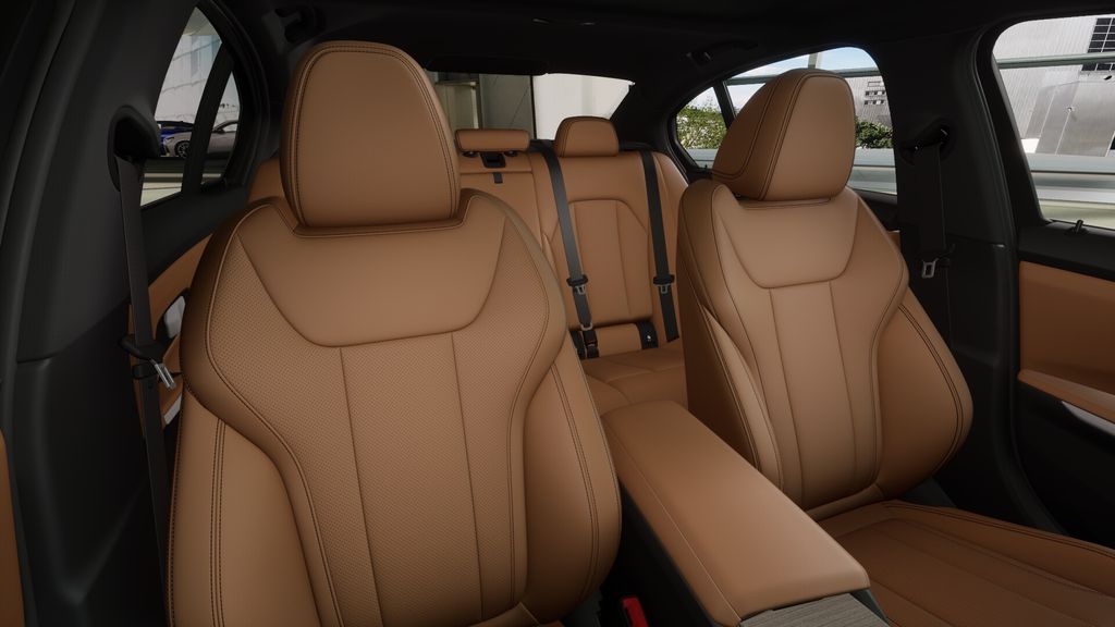 2025 BMW 3 Series 330i 11