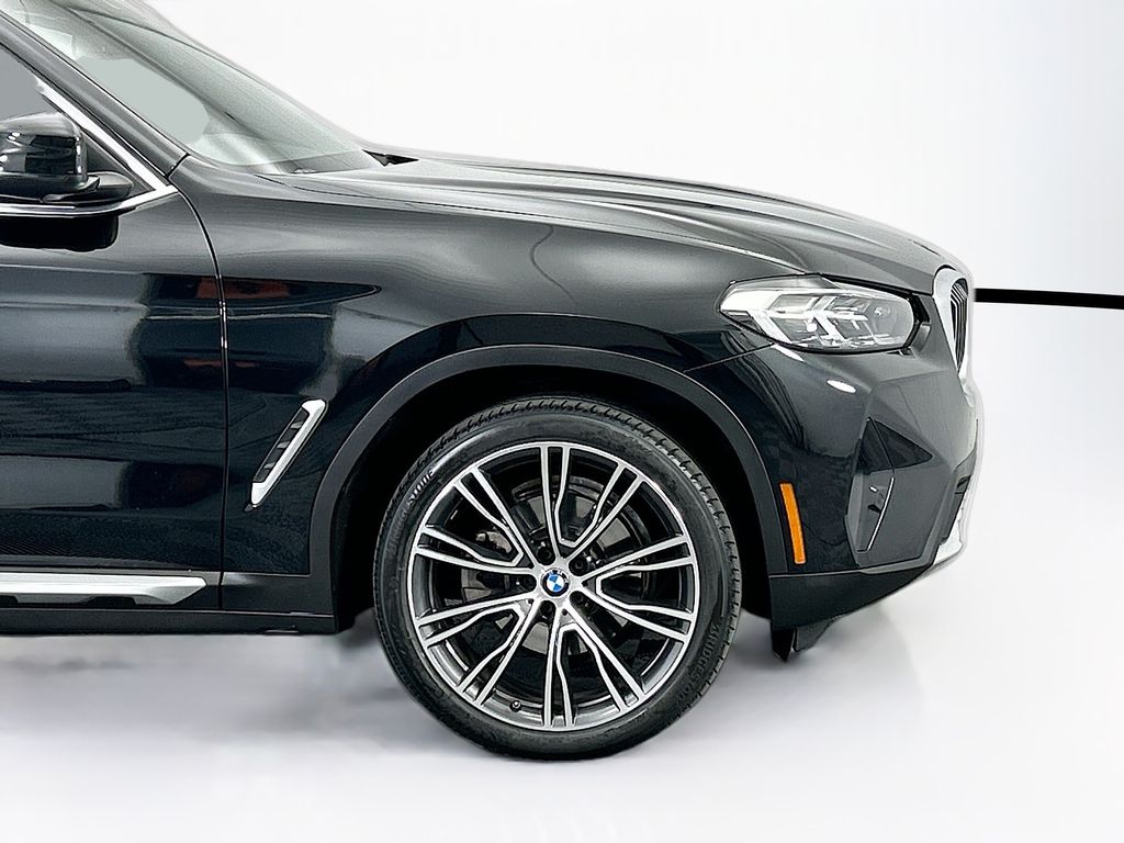 Thumbnail: 2022 BMW X3 - 11