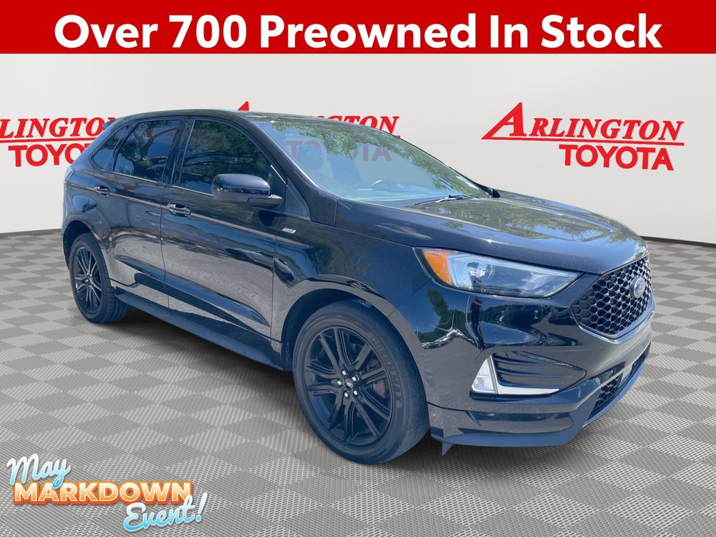 2022 Ford Edge ST-Line AWD's photo
