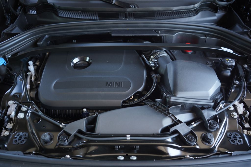 Thumbnail: 2027 MINI Cooper Countryman - 12