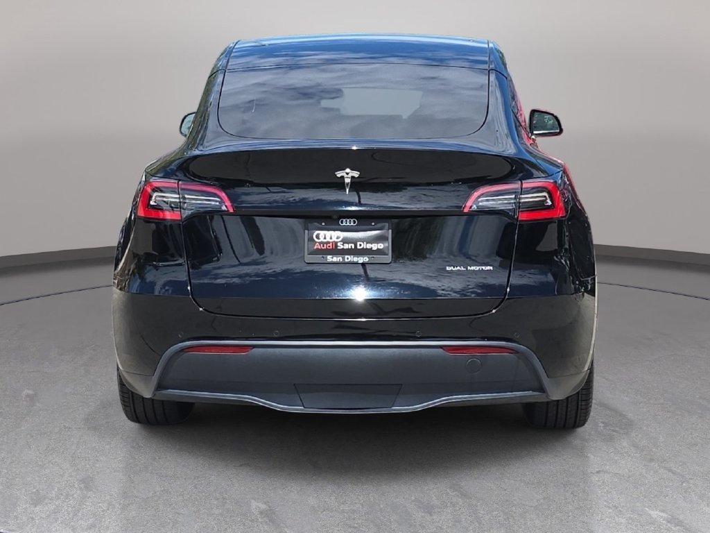 Used 2021 White Tesla Long Range image 7
