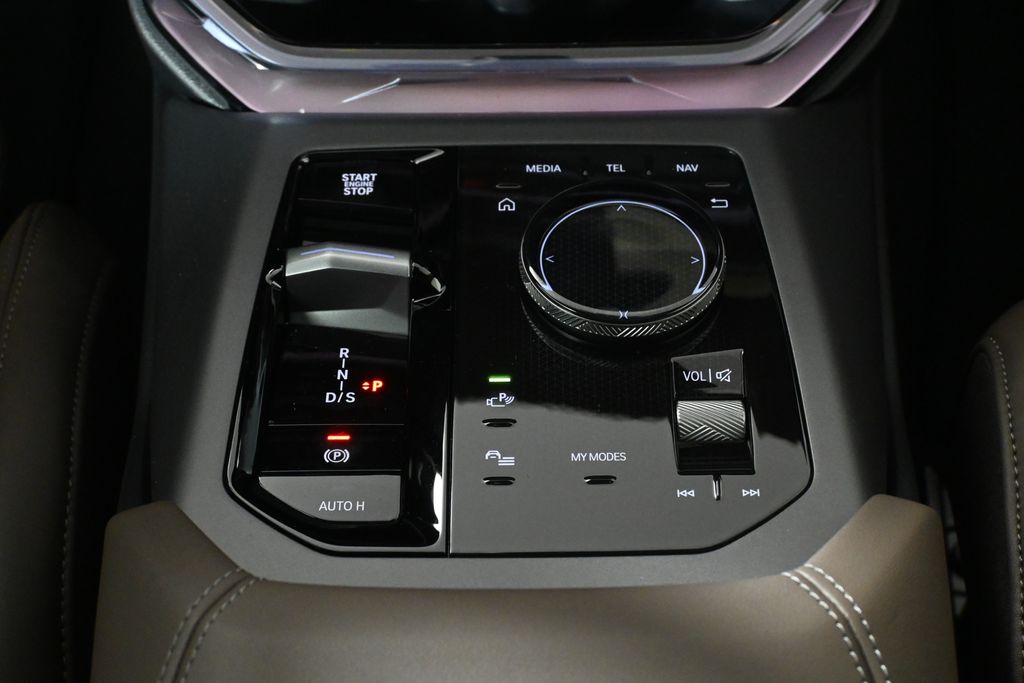 Thumbnail: 2026 BMW X3 - 24