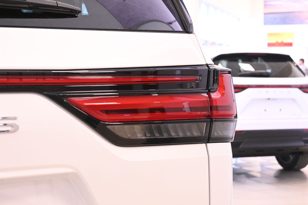 Thumbnail: 2026 Lexus LX - 10