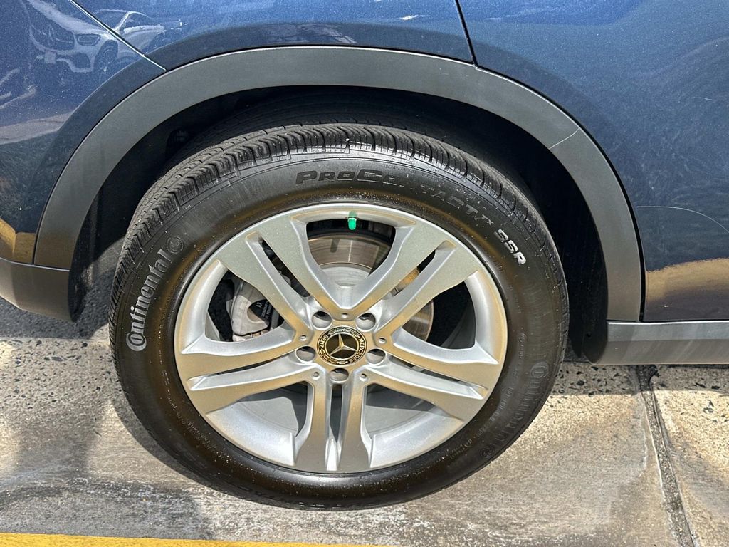 Thumbnail: 2020 Mercedes-Benz GLA - 16