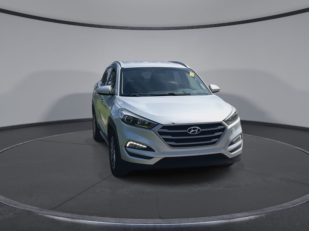 Thumbnail: 2017 Hyundai Tucson - 3