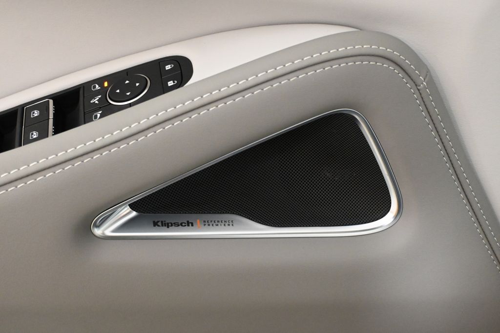 Thumbnail: 2026 INFINITI QX60 - 25