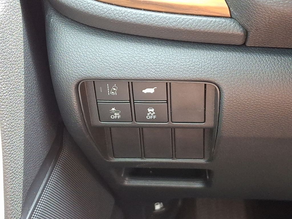 Thumbnail: 2018 Honda CR-V - 24