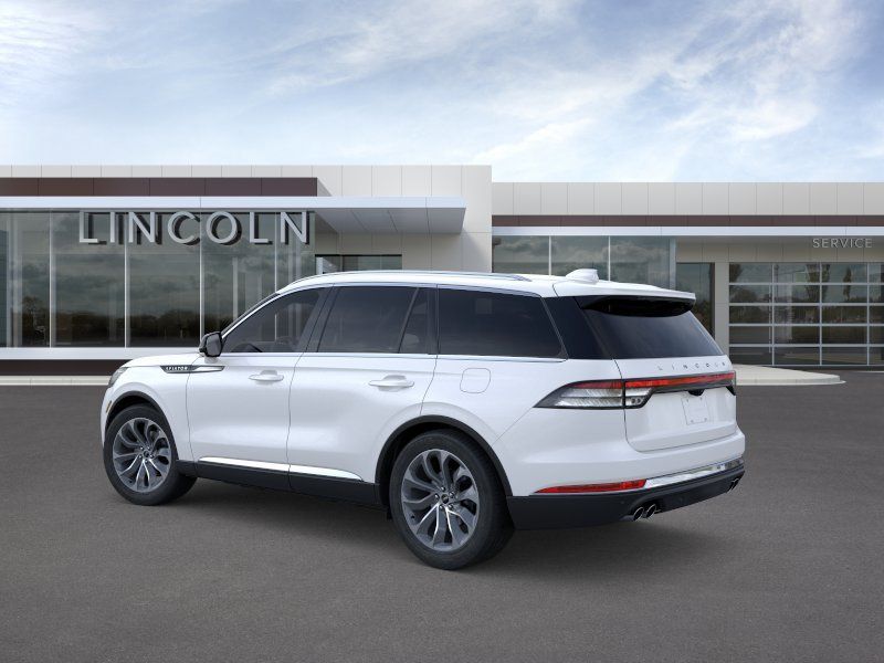 New 2026 White Lincoln Reserve image 4
