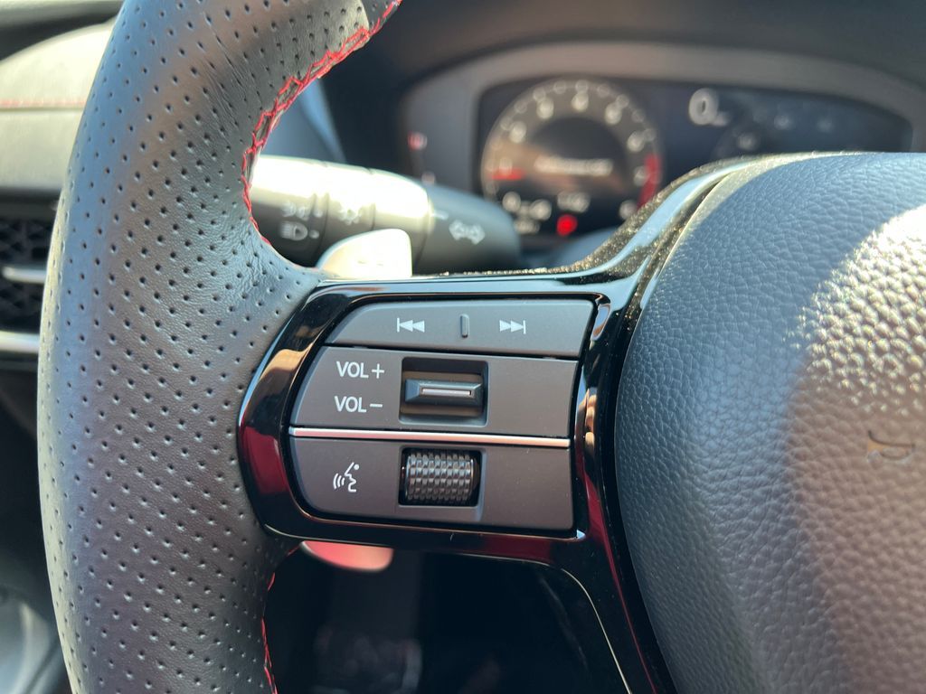 Thumbnail: 2025 Acura ADX - 21