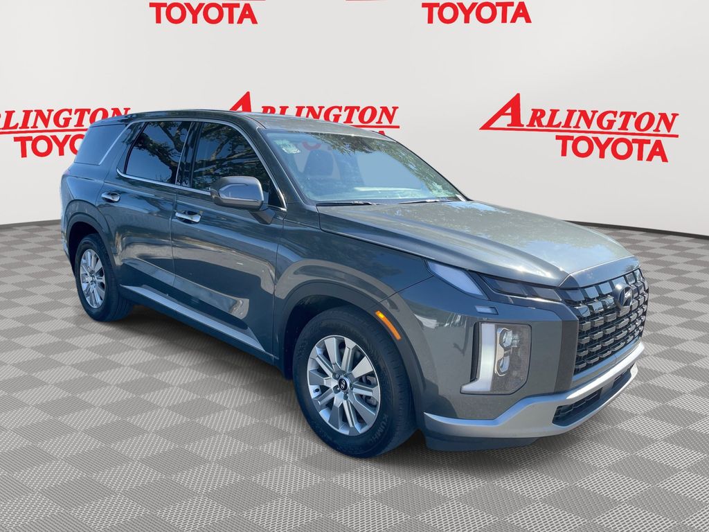 2023 Hyundai Palisade SE's photo