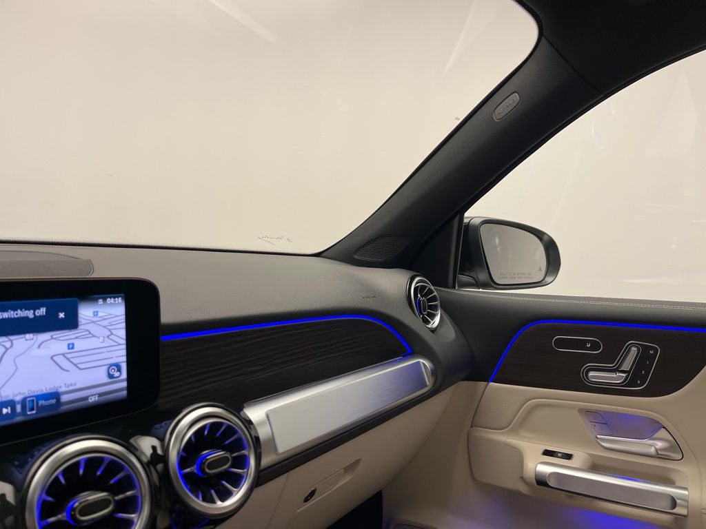 Thumbnail: 2025 Mercedes-Benz GLB - 22