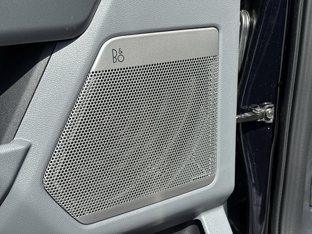 New 2026 Blue Ford Lariat image 34