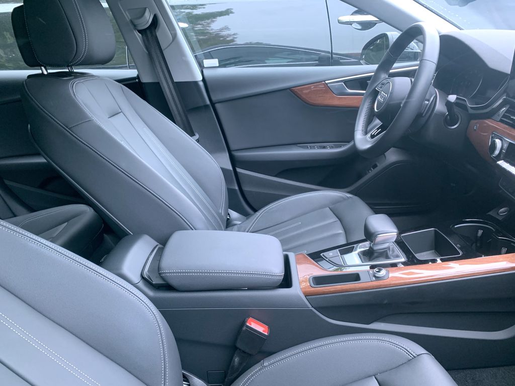 Thumbnail: 2023 Audi A5 - 8