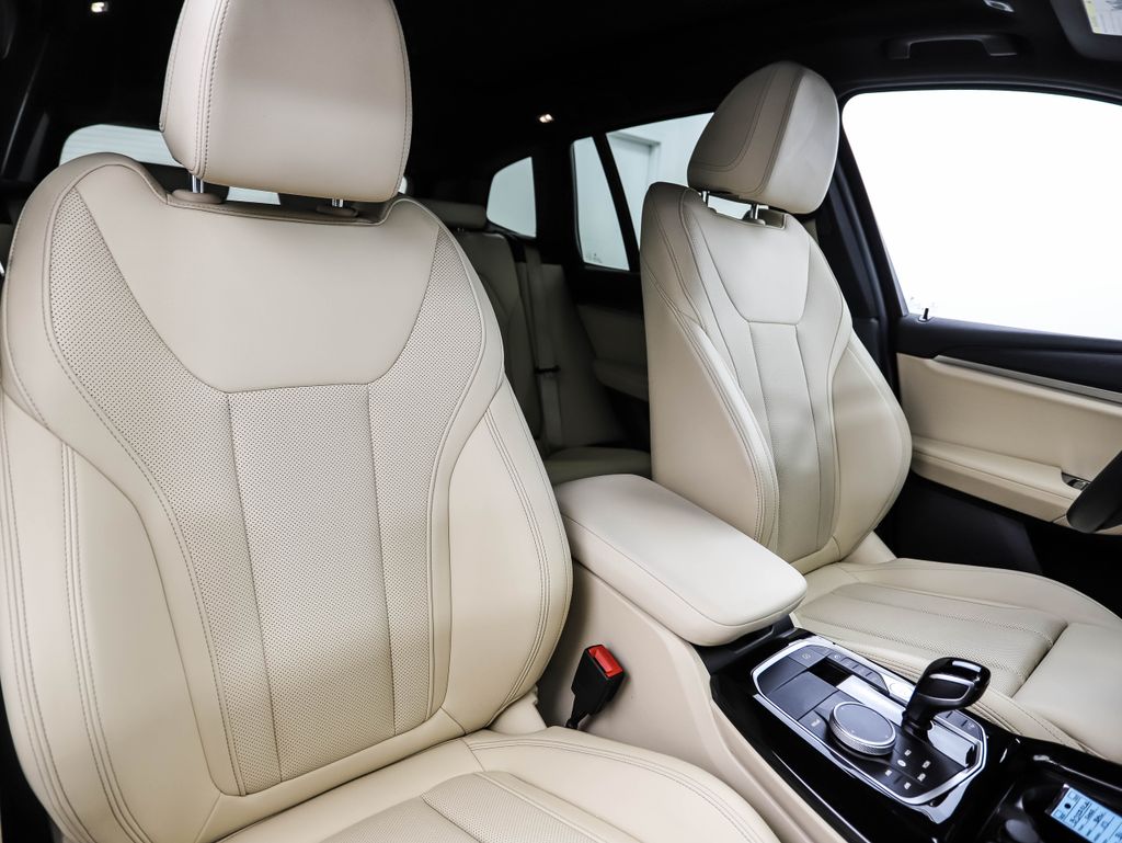 Thumbnail: 2022 BMW X3 - 32