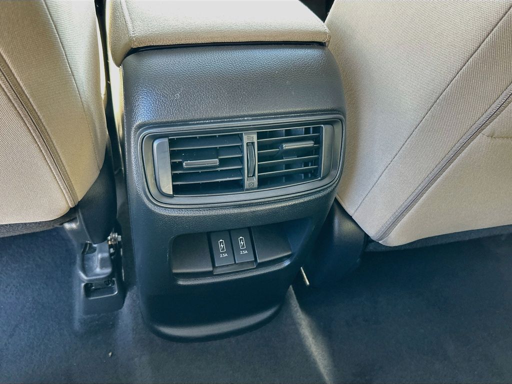 Thumbnail: 2017 Honda CR-V - 25