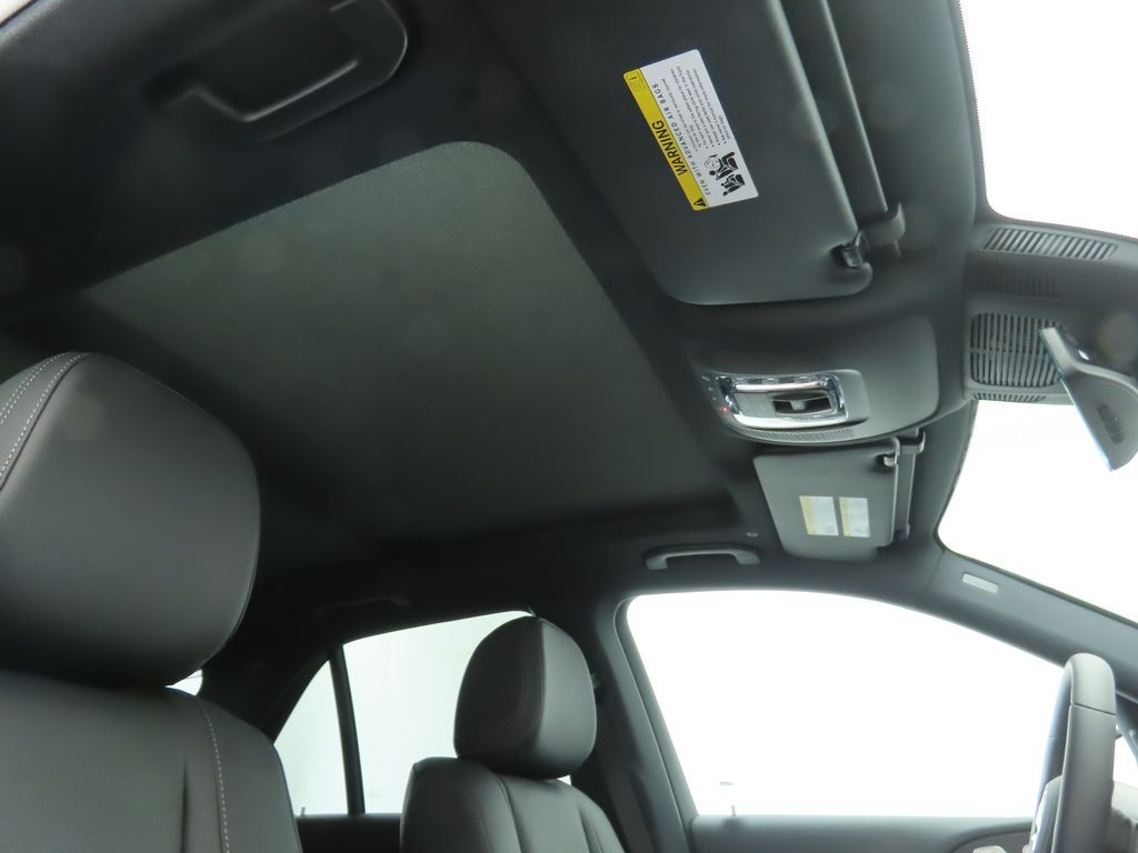 Thumbnail: 2026 Mercedes-Benz GLE - 18