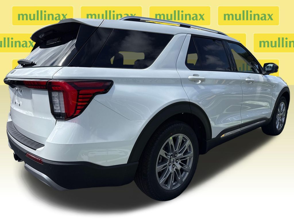 New 2026 White Ford Platinum image 15