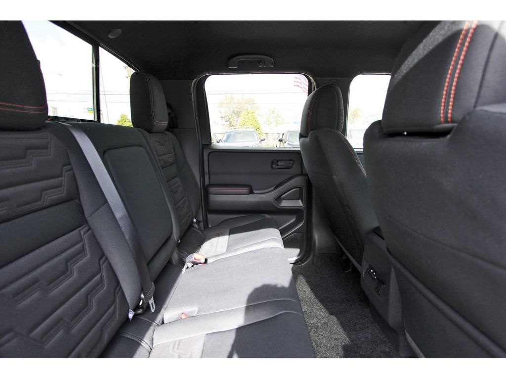 2026 Nissan Frontier PRO-4X - 8