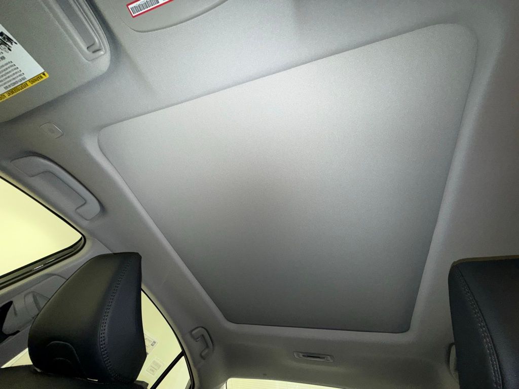 Thumbnail: 2026 Toyota Camry - 18