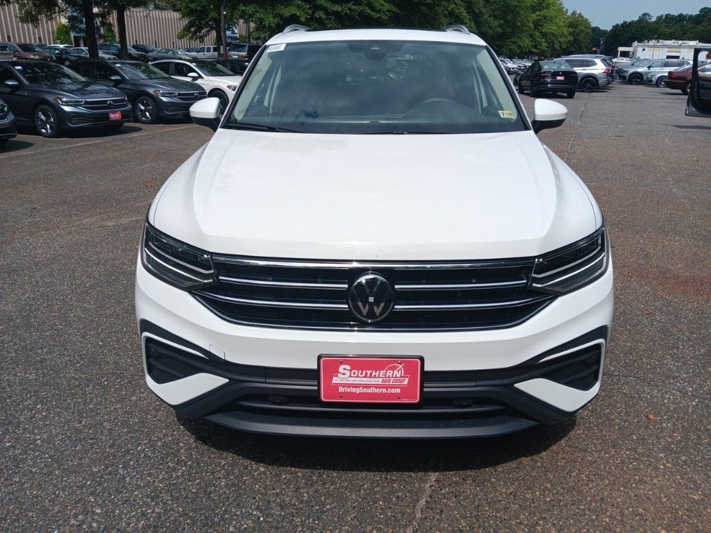 2024 Volkswagen Tiguan 2.0T SE 8