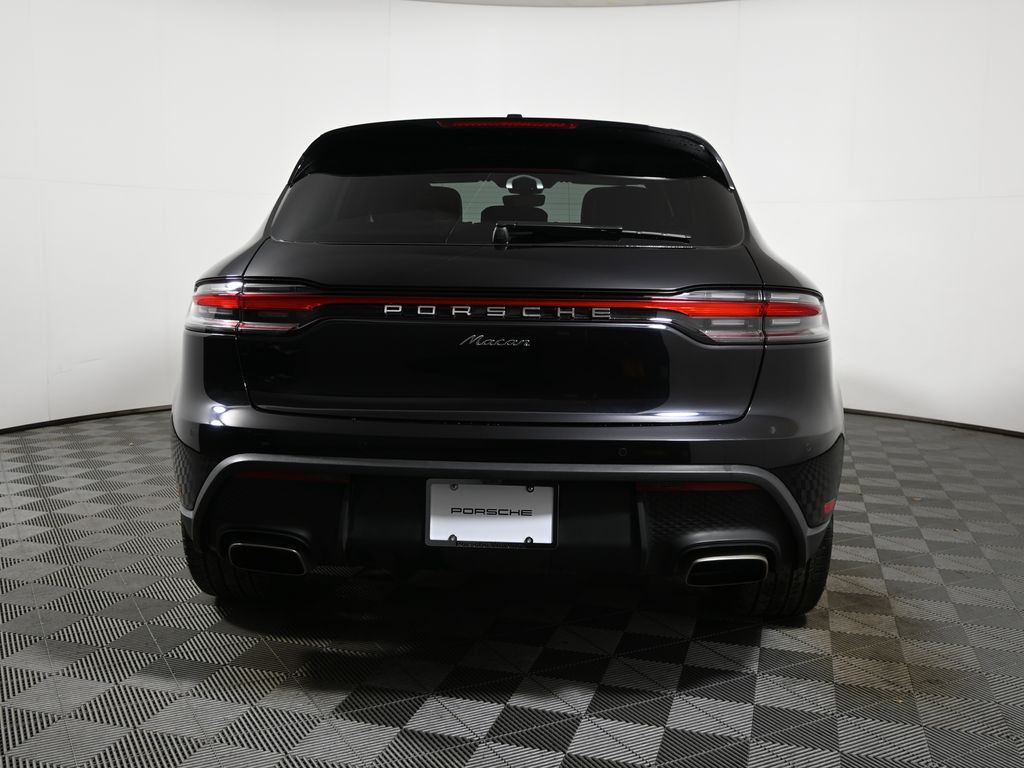 Thumbnail: 2024 Porsche Macan - 6