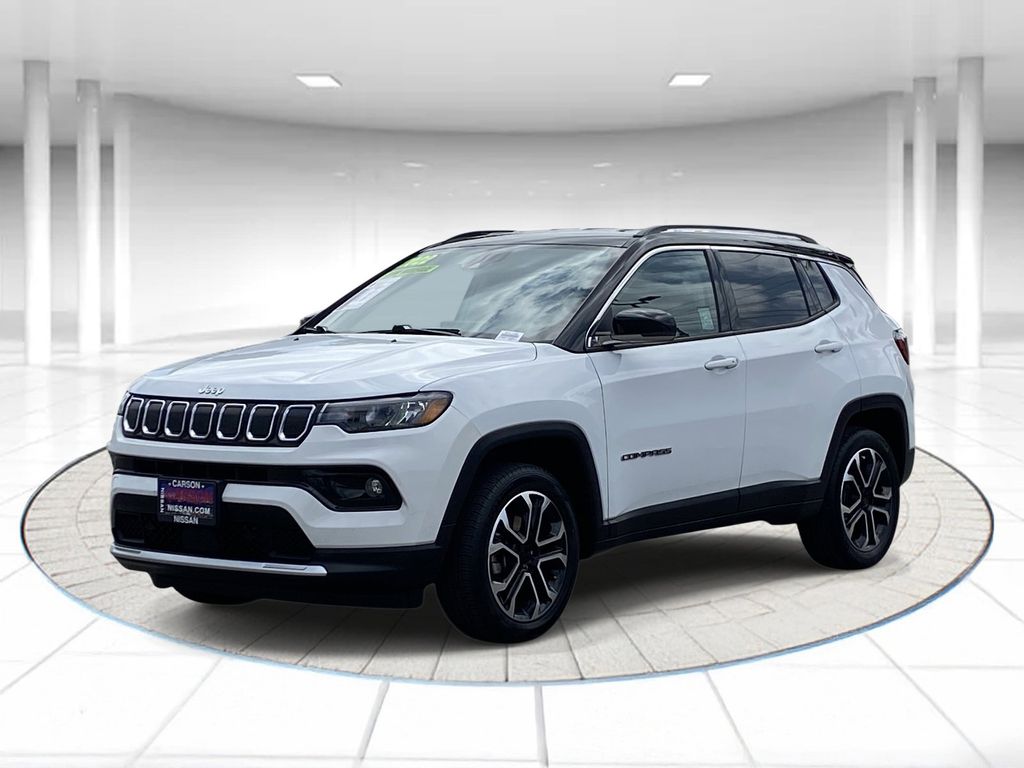 Bright White Clearcoat 2022 Jeep Compass SUV / Crossover Four-Wheel Drive 9-Speed Automatic
