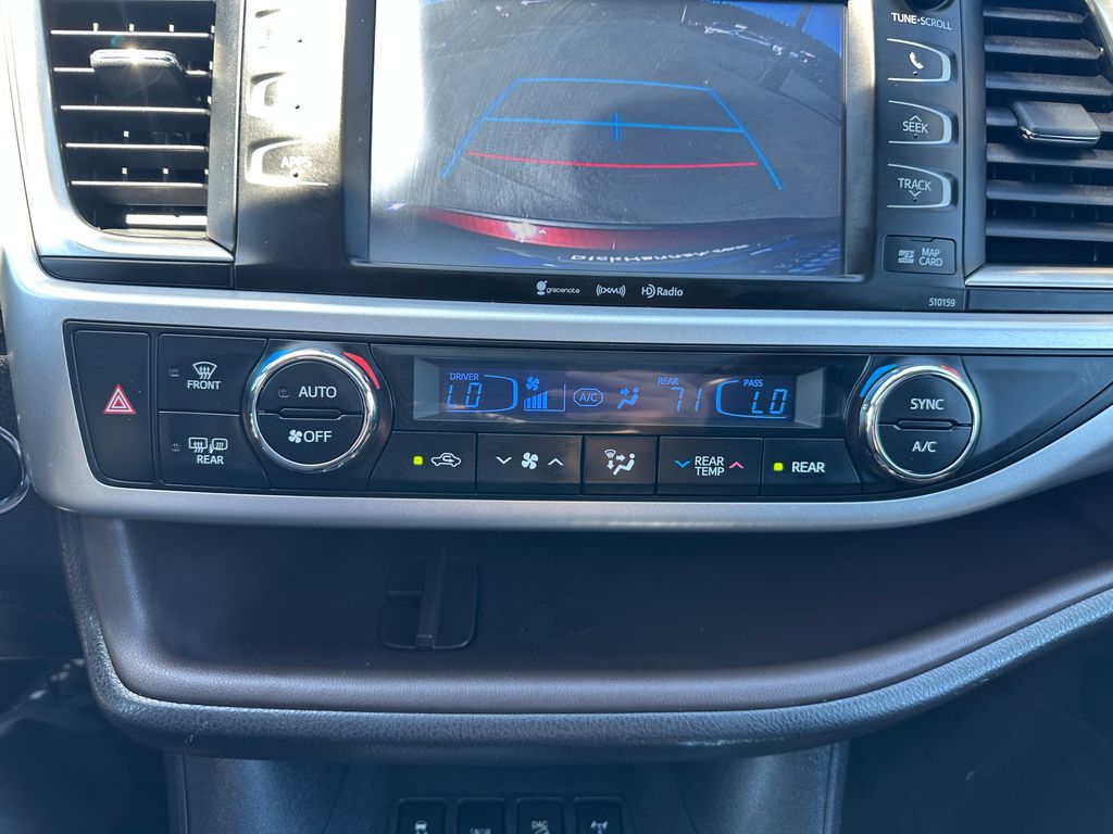 2016 Toyota Highlander XLE V6