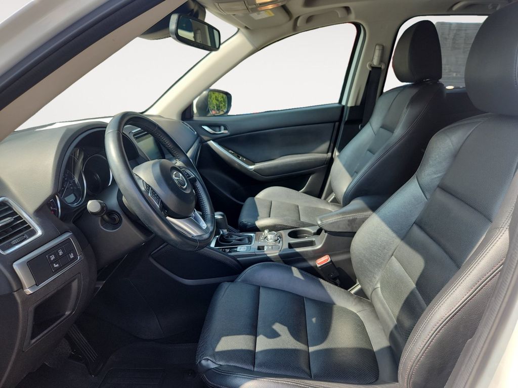 Used 2016 White Mazda Grand Touring image 11