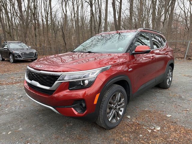 2023 Kia Seltos S AWD