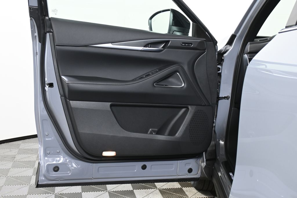 2025 INFINITI QX60 Luxe 25
