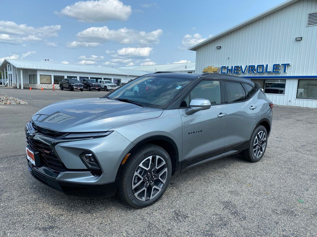 Sterling Gray Metallic 2026 Chevrolet Blazer SUV / Crossover All-Wheel Drive 9-Speed Automatic Overdrive