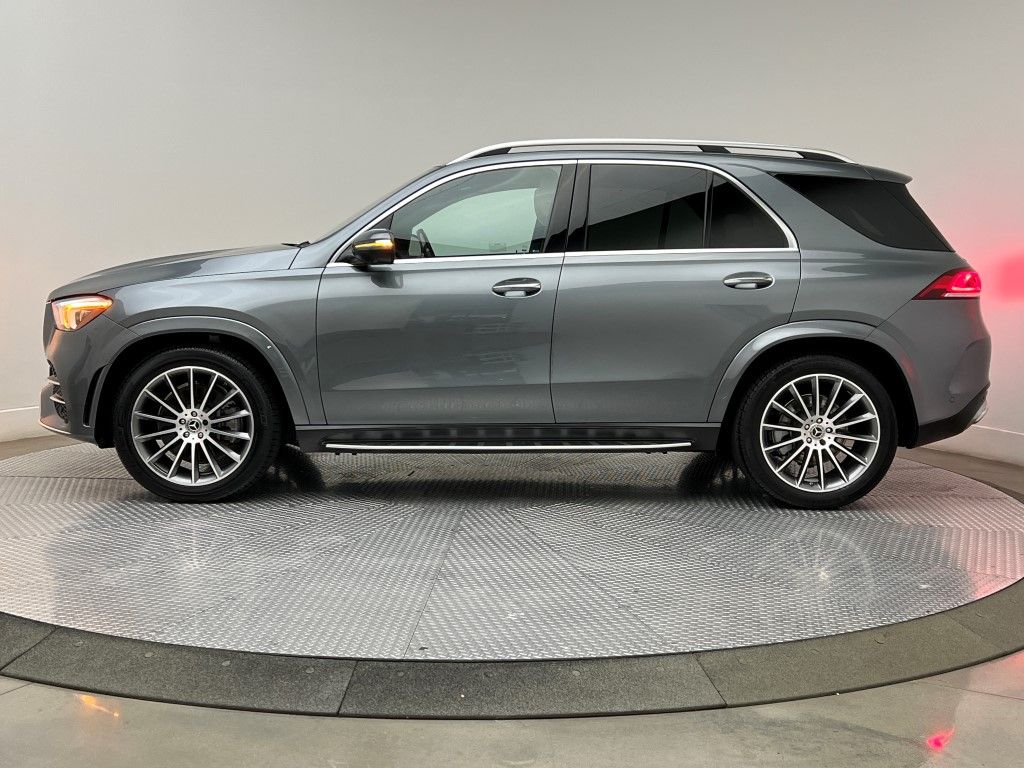 Thumbnail: 2023 Mercedes-Benz GLE - 3