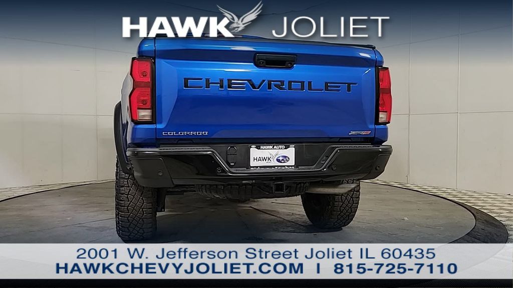 View vehicle photo 6