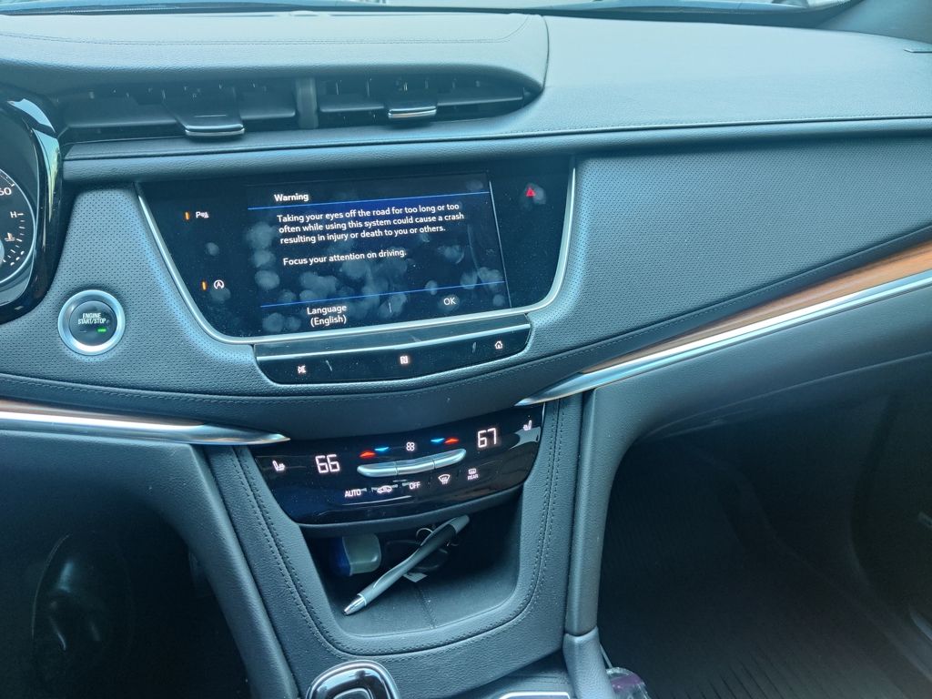 Thumbnail: 2020 Cadillac XT5 - 10