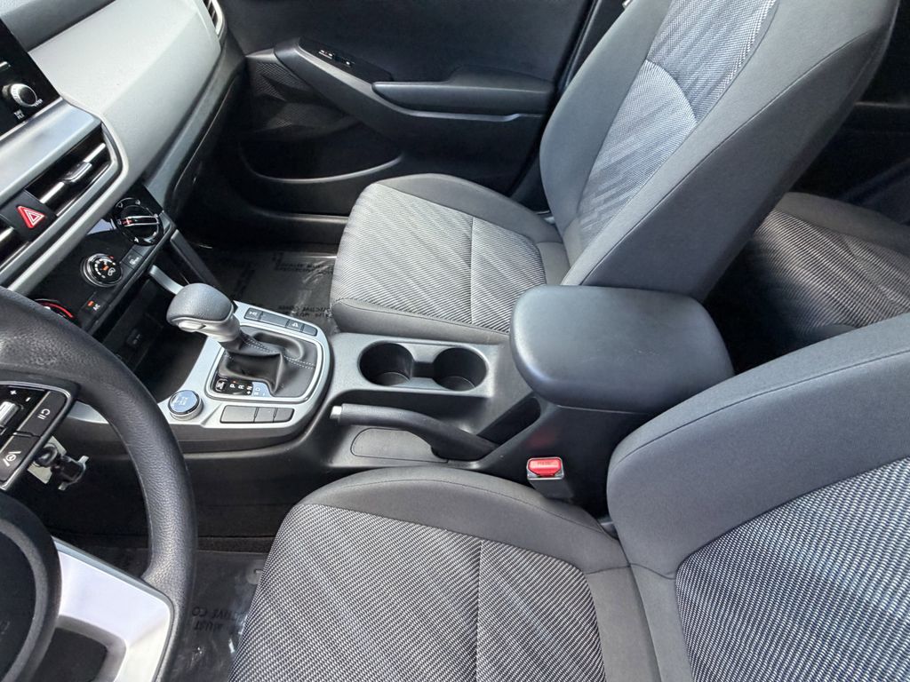 used 2025 Kia Seltos car, priced at $20,393