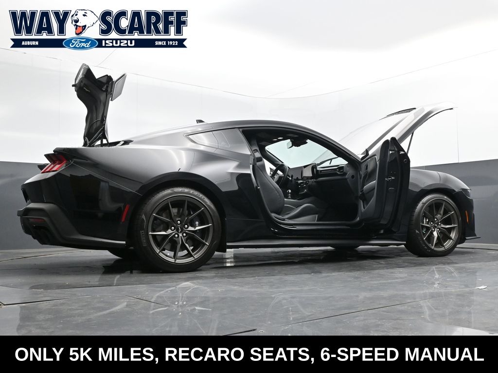 2024 Ford Mustang Dark Horse