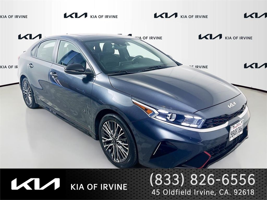 Gravity Gray 2022 Kia Forte GT-Line FWD Sedan Front-Wheel Drive Continuously Variable Transmission