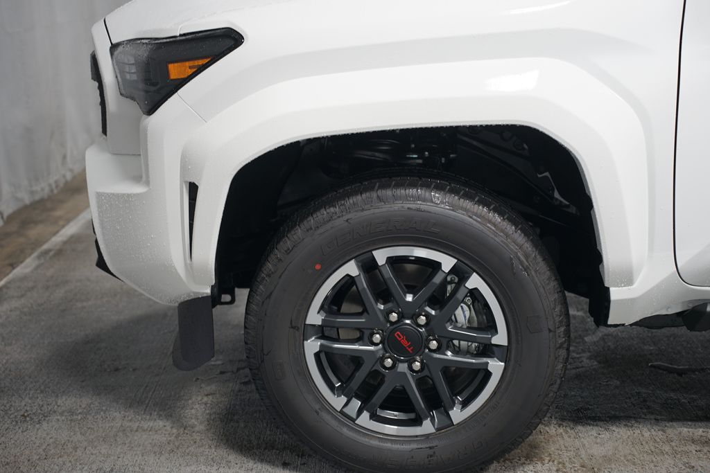 2025 Toyota Tacoma TRD Sport 5