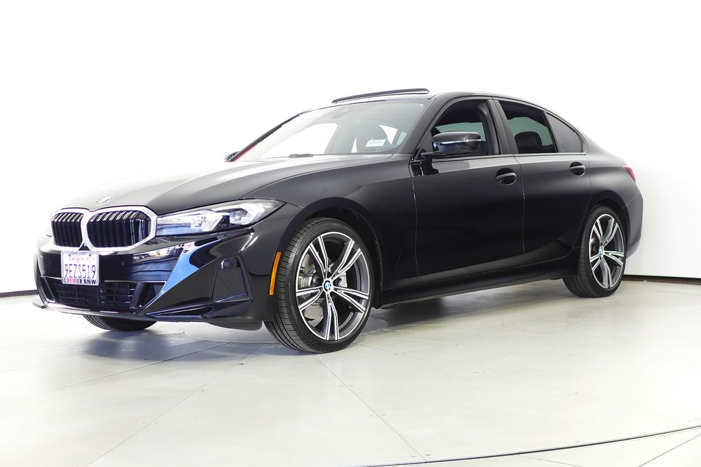 Thumbnail: 2023 BMW 3 Series - 2