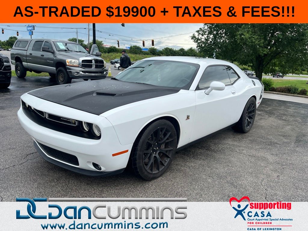 White Knuckle Clearcoat 2018 Dodge Challenger Coupe Rear-Wheel Drive 8-Speed Automatic