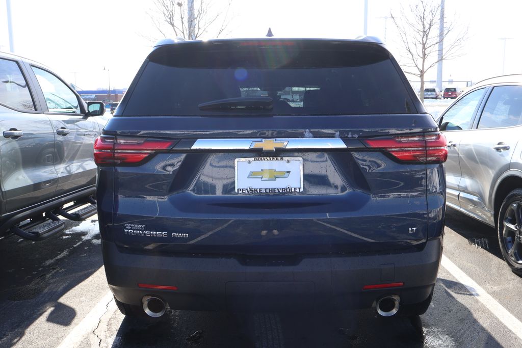 Thumbnail: 2023 Chevrolet Traverse - 9