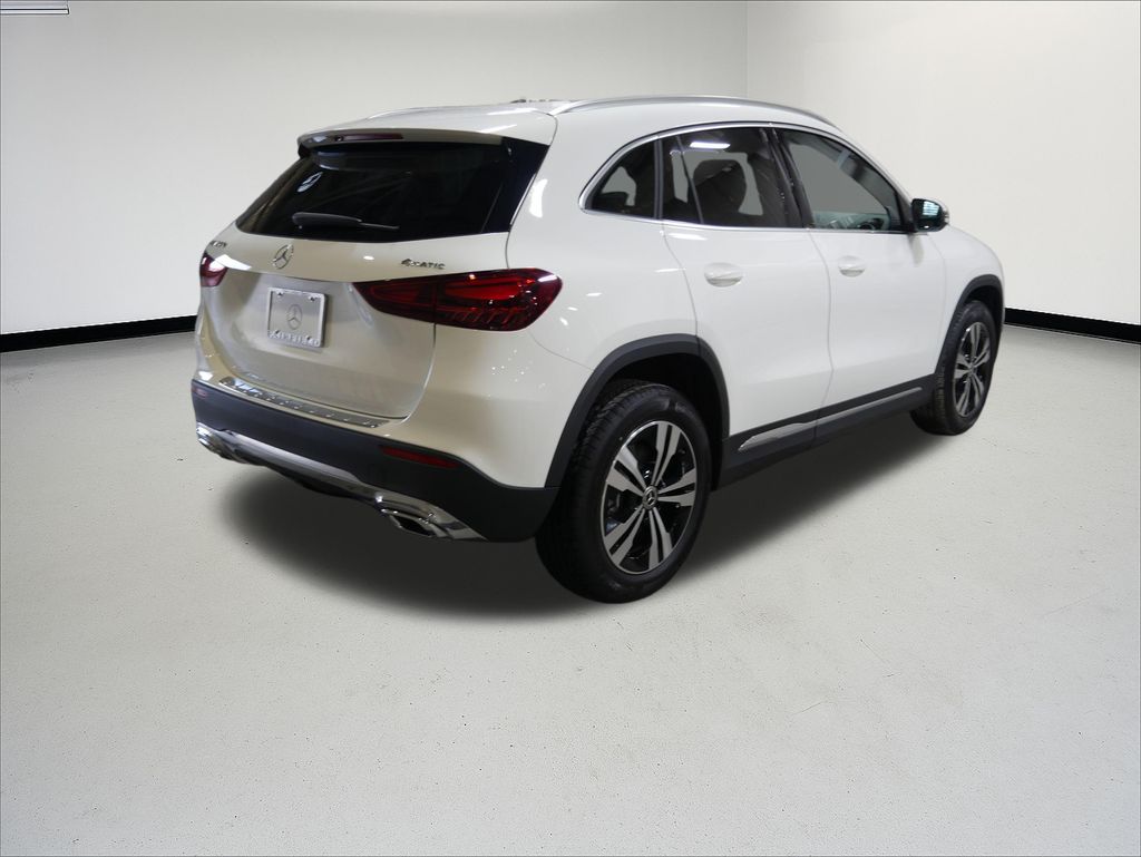 Thumbnail: 2026 Mercedes-Benz GLA - 5