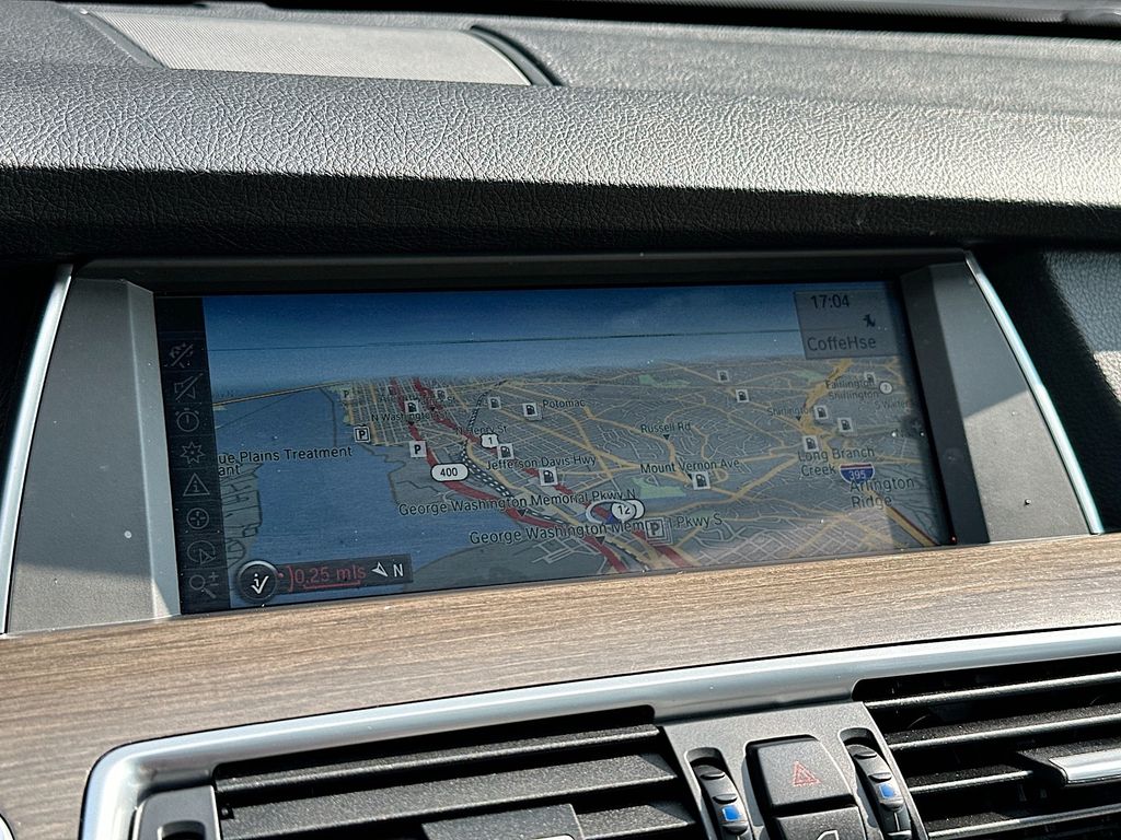 Used 2012 Gray BMW 550i xDrive Gran Turismo image 15