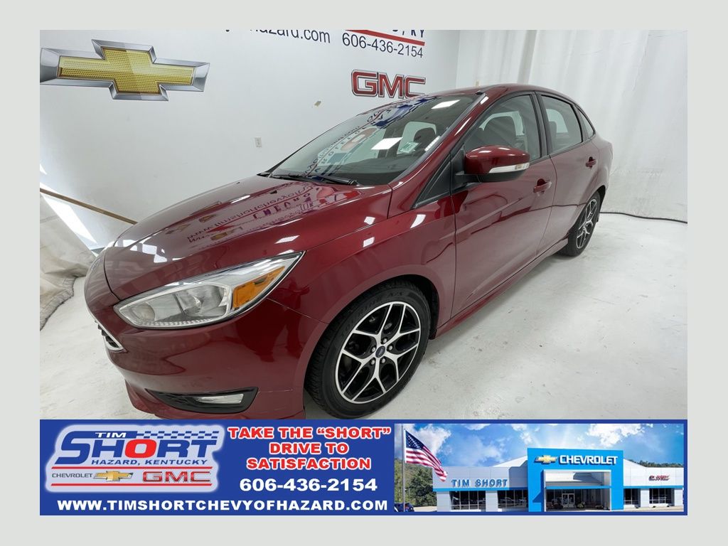 Ruby Red Metallic 2015 Ford Focus SE Sedan Front-Wheel Drive 6-Speed Automatic